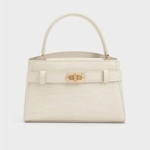 Elegant Cream Handbag